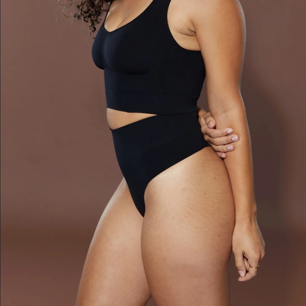 Yitty by Lizzo Nearly Naked Shaping High Waist Thong in Iconic Black size 1X/2X
